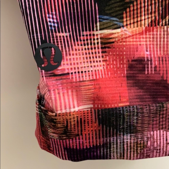 Lululemon Spring Break Away Short NWT Size 6 UNZU - Picture 4 of 7